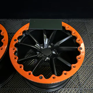 Geschmiedete OEM R18 Felgen (4 Stk) Foto 1