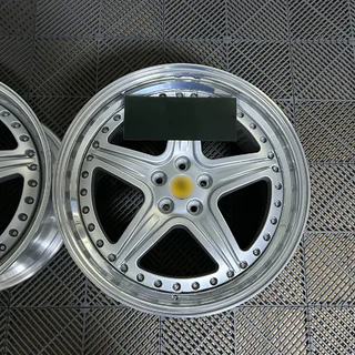 Geschmiedete OEM Felgen R19 (4 Stk) Foto 1