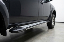 Mazda BT-50 2007-2012 Trittbretter Rainbow (2 Stk., Aluminium) Foto 1