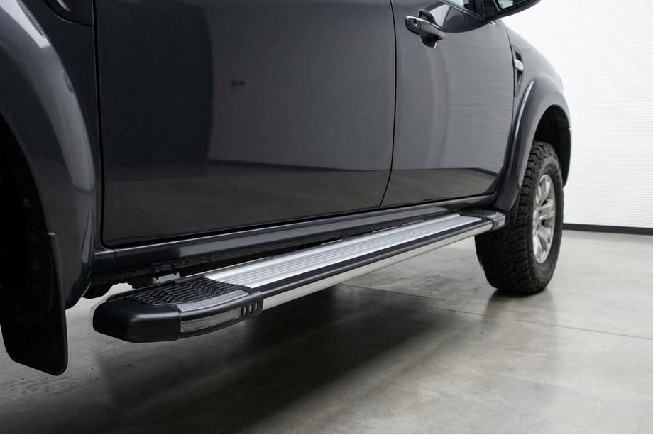 Mazda BT-50 2007-2012 Trittbretter Rainbow (2 Stk., Aluminium) Image