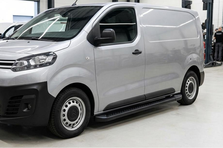 Fiat Scudo 2022- Trittbretter Allmond Black (2 Stk., Aluminium) XL – Langversion Foto 5
