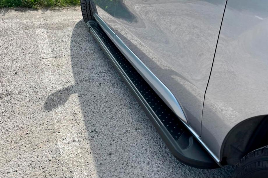 Fiat Scudo 2022- Trittbretter Allmond Black (2 Stk., Aluminium) XL – Langversion Foto 2