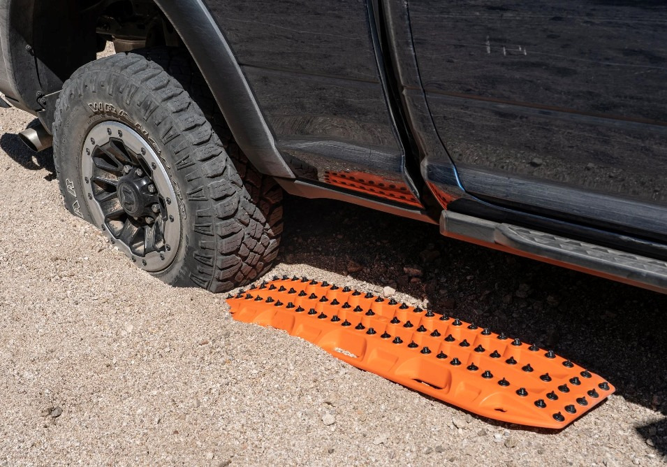 Was sind Sand-Tracks fürs Auto und wie werden sie genutzt?