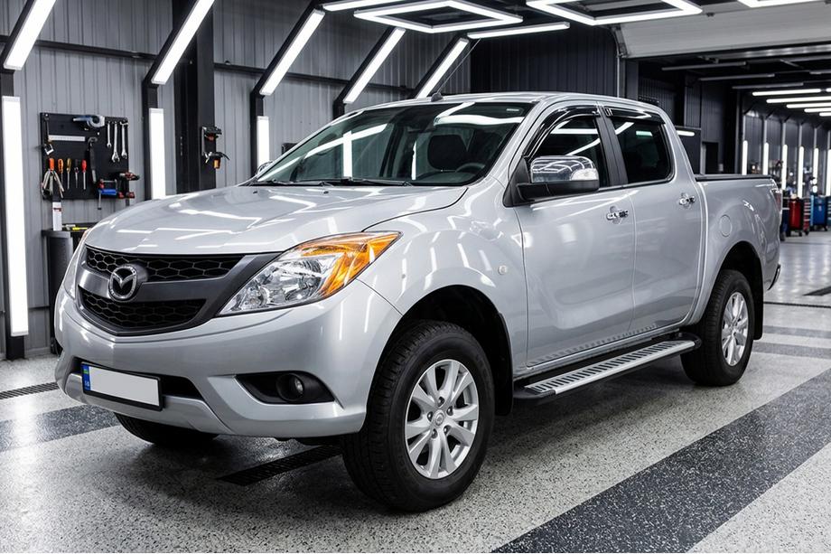 Mazda BT-50 2012- Seitenschweller Line (2 Stk., Aluminium) Image