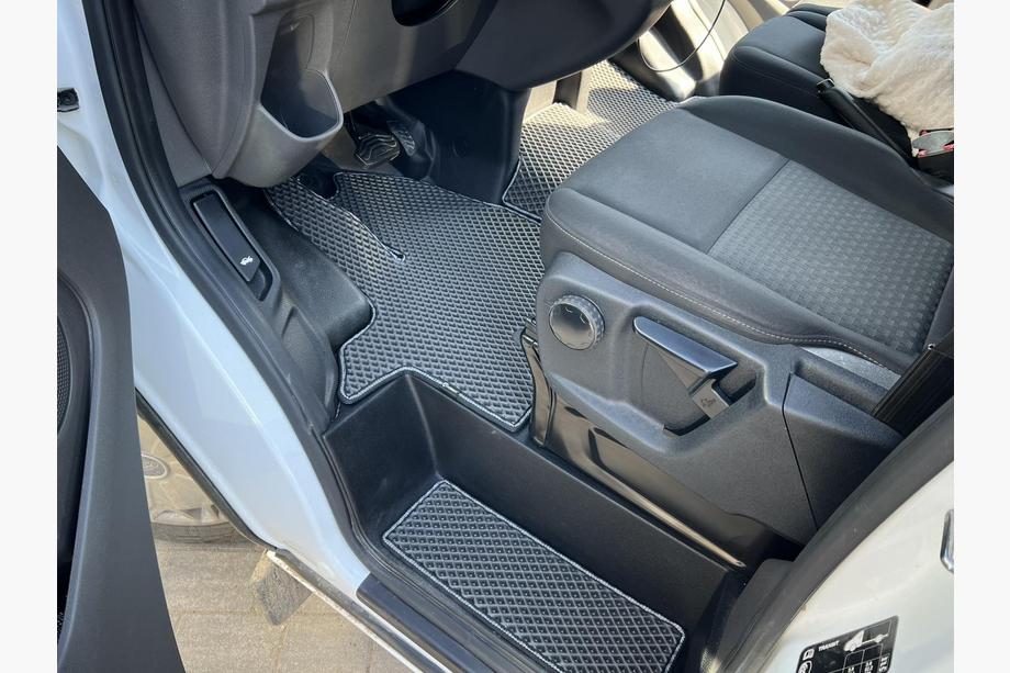 Ford Custom 2013-2022 Polyurethan Einstiegsleistenmatten (2 Stk, EVA, grau) Image