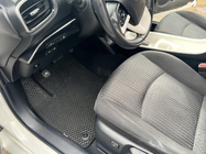 Toyota Prius 2015-2022 EVA Fußmatten (LB, Schwarz) Foto 1