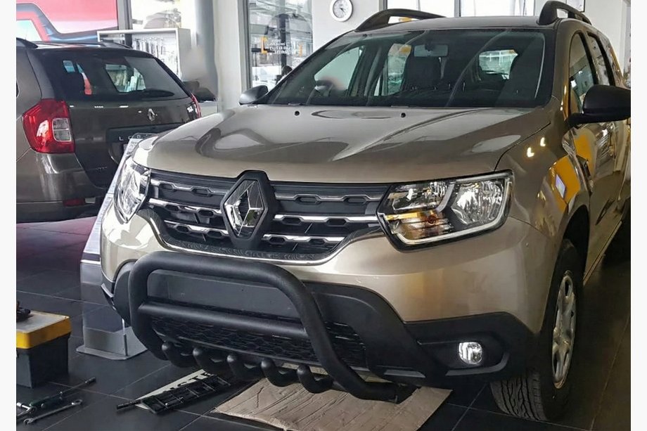 Renault Duster 2018-2024 Frontbügel ohne Schriftzug WT003 Schwarz (Edelstahl) Foto 9