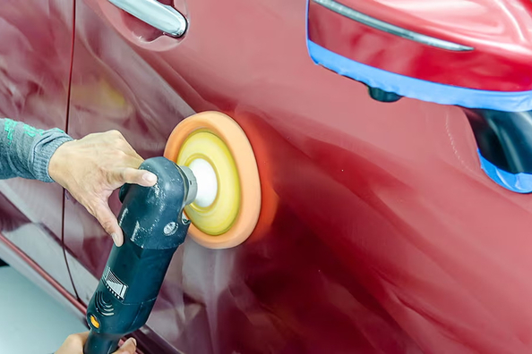 Top 5 Fehler beim Autopolieren in Eigenregie: So beschädigen Sie den Lack nicht an einem Tag Foto 1