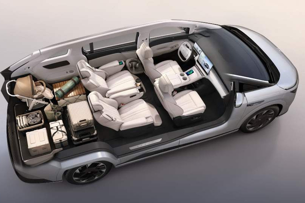 XPeng X9 im Test: Futuristischer elektrischer MPV für Familienreisen Foto 6