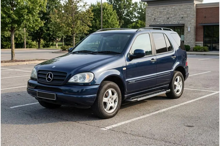 Mercedes ML W163 1997-2005 Seitenschweller RedLine V1 (2 Stk., Aluminium) Image