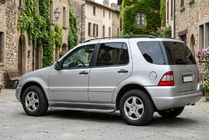 Mercedes ML W163 1997-2005 Seitenschweller Tayga Grey (2 Stk., Aluminium) Foto 1