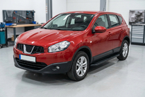 Nissan Qashqai 2010-2014 Seitenschweller Bosphorus Black (2 Stk., Aluminium) Foto 1