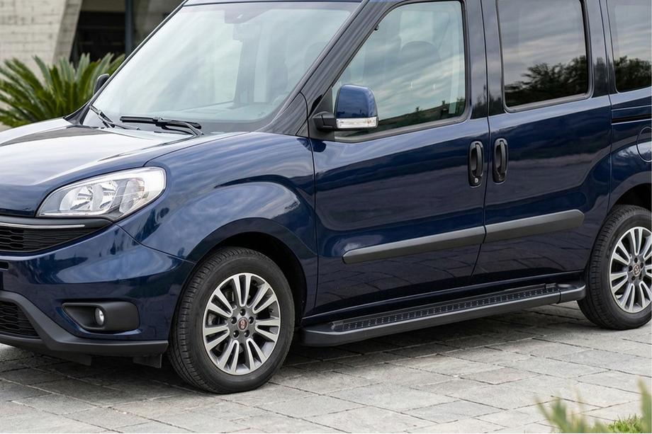 Opel Combo 2012-2018 Trittbretter Allmond Black (2 Stk., Aluminium) Image