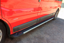 Opel Vivaro 2001–2015 Seitenschweller RedLine V1 (2 Stk., Aluminium) Foto 1