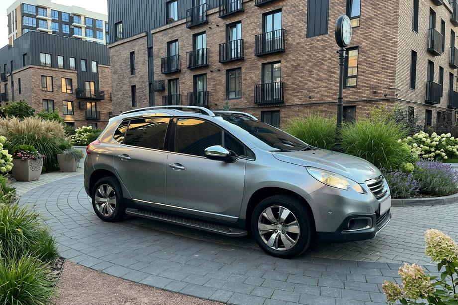 Peugeot 2008 2013-2019 Trittbretter Allmond Black (2 Stk., Aluminium) Image