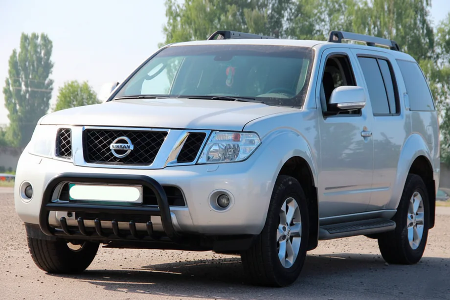 Nissan Navara 2006-2015 Frontbügel WT008 Schwarz (Edelstahl) Image