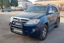 Toyota Fortuner 2006-2015 Frontbügel F12-11 Schwarz (Edelstahl) Foto 1