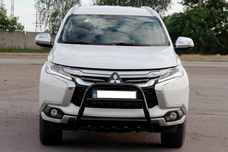 Mitsubishi Pajero Sport 2015- Frontbügel WT008 Schwarz (Edelstahl) Image