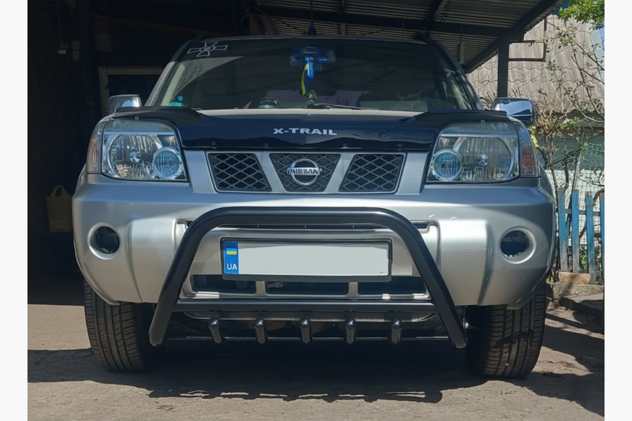 Nissan X-trail T30 2002-2007 Frontbügel QT006 Schwarz (Edelstahl) Image
