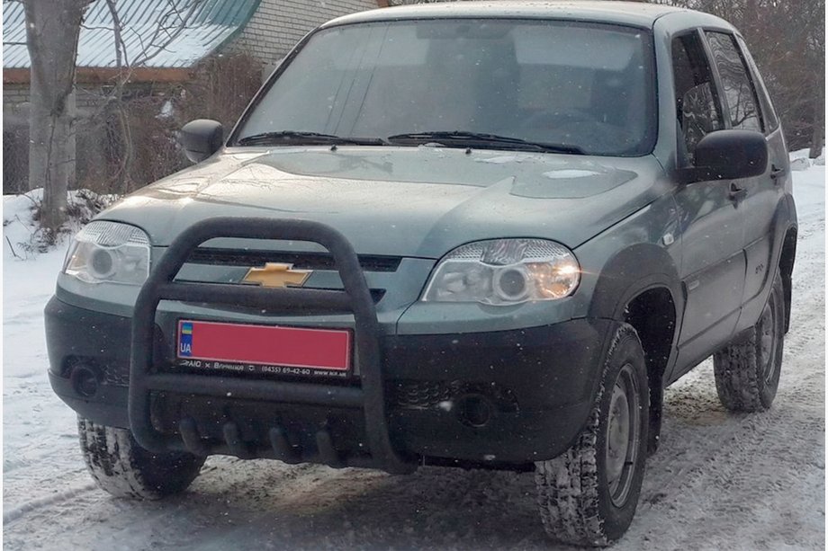 Chevrolet Niva 1998-2020 Frontbügel QT007 Schwarz (Edelstahl) Image