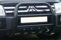 Mitsubishi Pajero Wagon IV 2006-2021 Frontbügel QT011 Schwarz (Edelstahl) Foto 3
