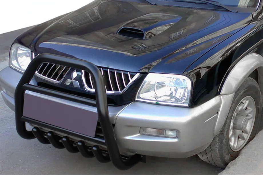 Mitsubishi L200 1996-2006 Frontbügel QT007 Schwarz (Edelstahl) Image
