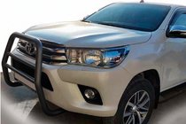 Toyota Hilux 2015- Frontschutzbügel QT007 Schwarz (Edelstahl) Foto 1