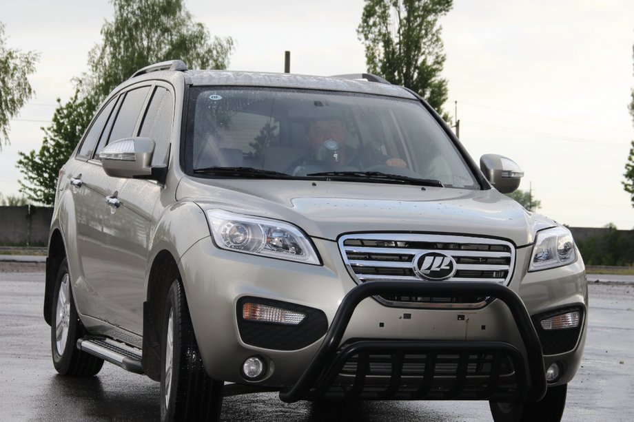 Lifan X60 2011- Frontbügel WT002 Schwarz (Edelstahl) Image