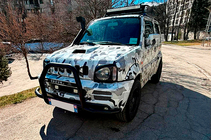 Suzuki Jimny 1998-2018 Frontbügel QT007-Exclusive Black (mit Schriftzug, Edelstahl) Foto 1