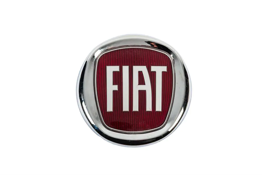 Fiat Emblem (Rot, mit Befestigung) Image