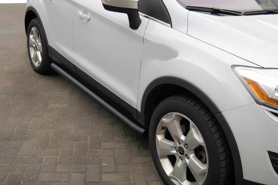 Ford Kuga 2008-2013 Seitenschutzrohre Black (2 Stk., Edelstahl) Image