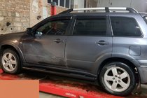 Mitsubishi Outlander 2001-2006 Seitliche Trittrohre Black (2 Stk., Edelstahl) Foto 2