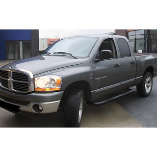 Seitliche Winkelrohre Black (2 Stk., Edelstahl) Dodge RAM (DR/DH/D1/DC/DM) 2002–2009