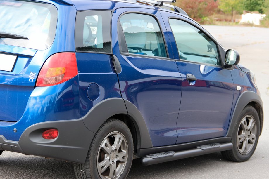 Chery Beat 2009-2015 Seitenschutzrohre Black (2 Stk., Edelstahl) Image