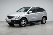SsangYong Action 2005-2018 Seitenschweller Bosphorus Black (2 Stk., Aluminium) Foto 1