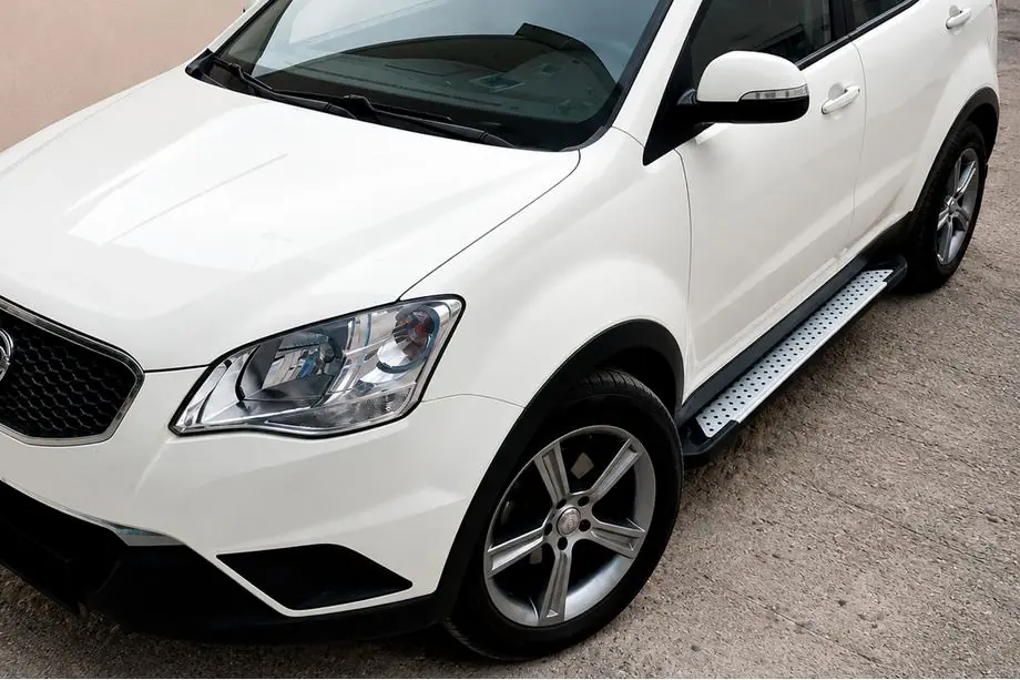 SsangYong Korando 2010-2019 Trittbretter Allmond Grey (2 Stk., Aluminium) Image