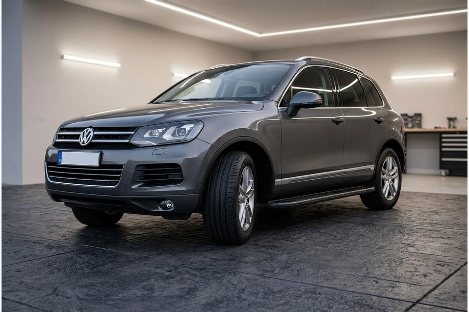 Volkswagen Touareg 2010-2018 Seitenschweller Bosphorus Black (2 Stk., Aluminium) Image
