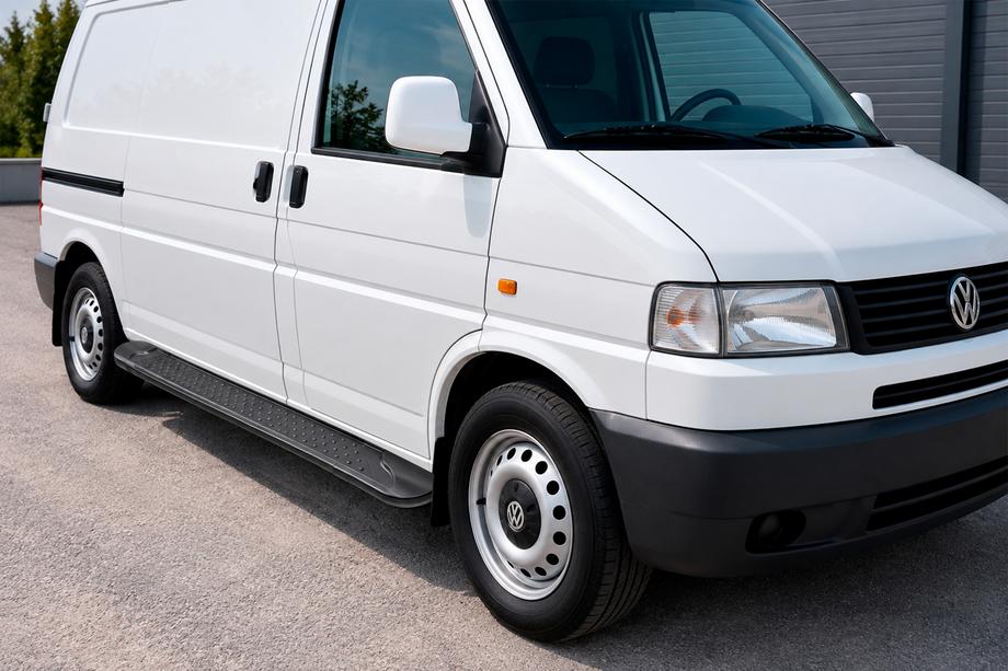 Volkswagen T4 Transporter 1990-2003 Trittbretter Allmond Black (2 Stk., Aluminium) Kurzer Radstand Image