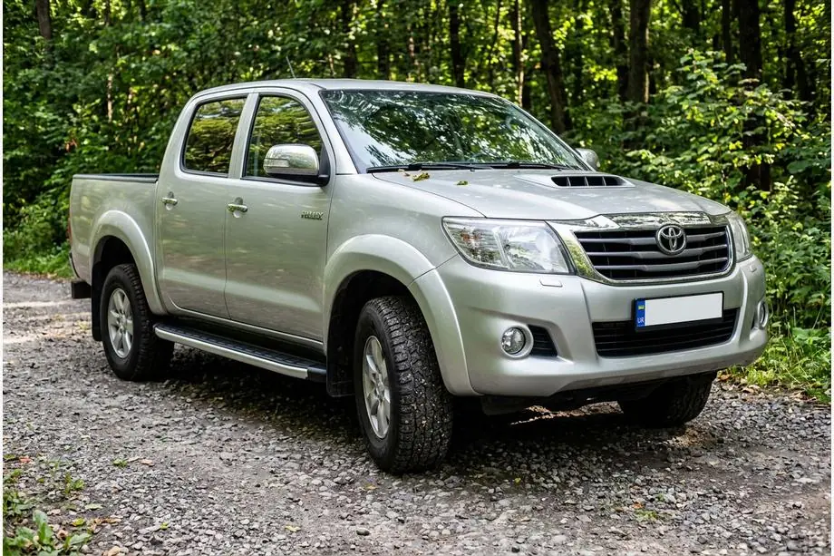 Toyota Hilux 2006-2015 Seitenschweller Fullmond (2 Stk., Aluminium) Foto 1