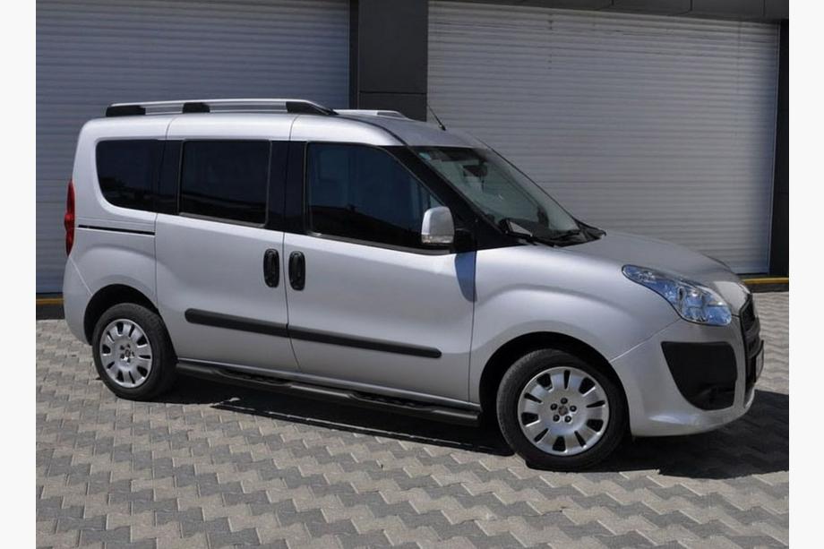 Opel Combo 2012-2018 Seitenschutzrohre Black (2 Stk., Edelstahl) 60mm, Maxi Radstand Foto 3