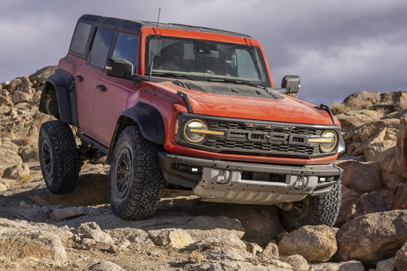 Ford Bronco Raptor: Das SUV für extremes Offroad-Abenteuer