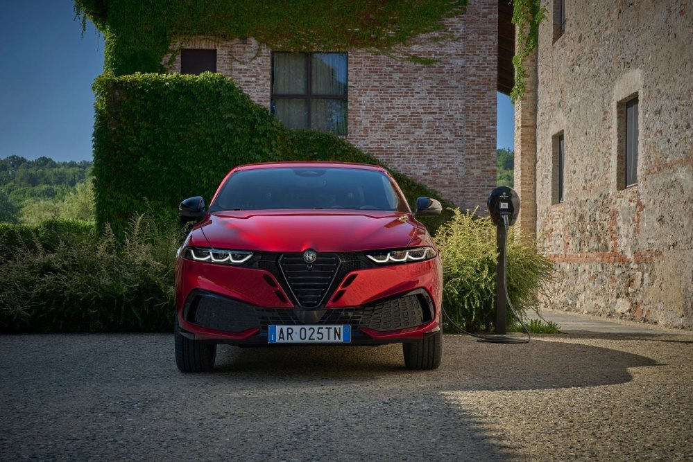 Alfa Romeo Tonale 2025 im Test: Italienischer Stil im kompakten SUV
