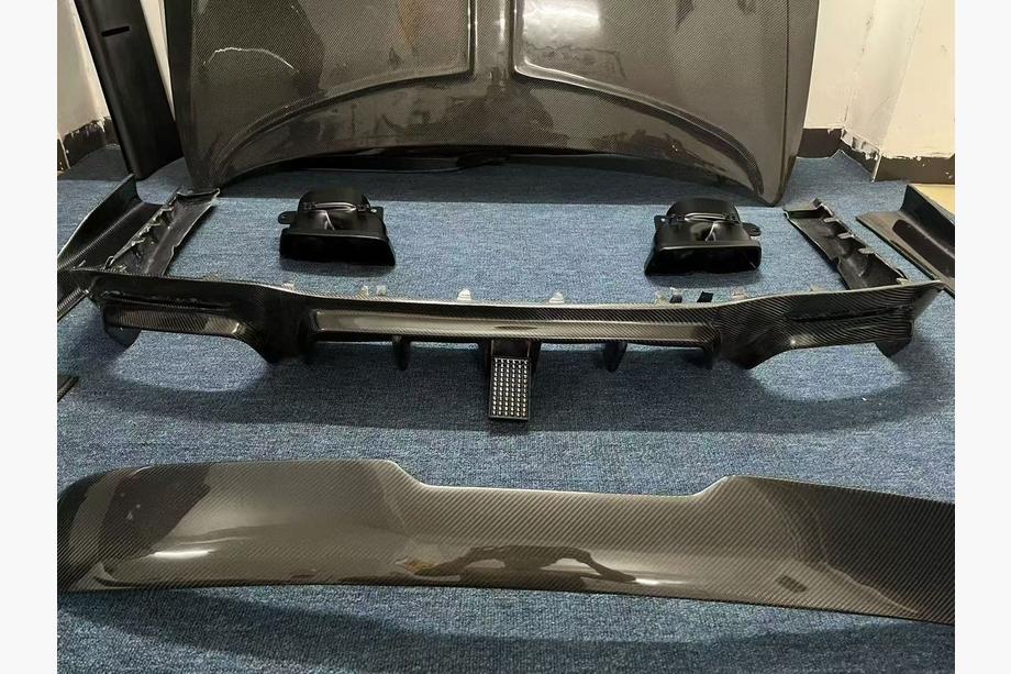 Mercedes S-class W222 2013-2022 MNSR Bodykit (Carbon, 2018+) Foto 3