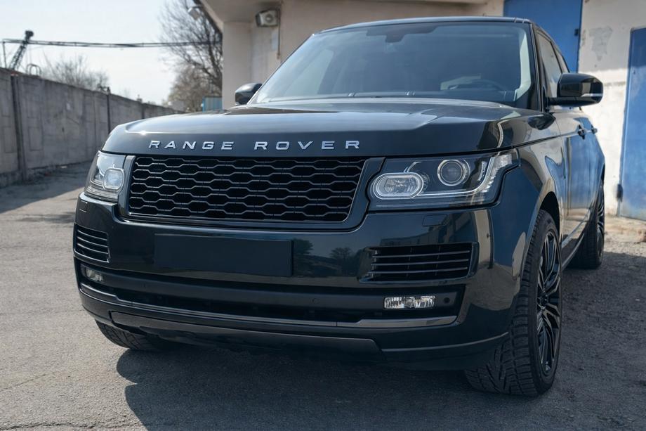 Range Rover IV L405 2013-2021 Kühlergrill vorne 2013-2018 (SVO Black Design 2019) Foto 1