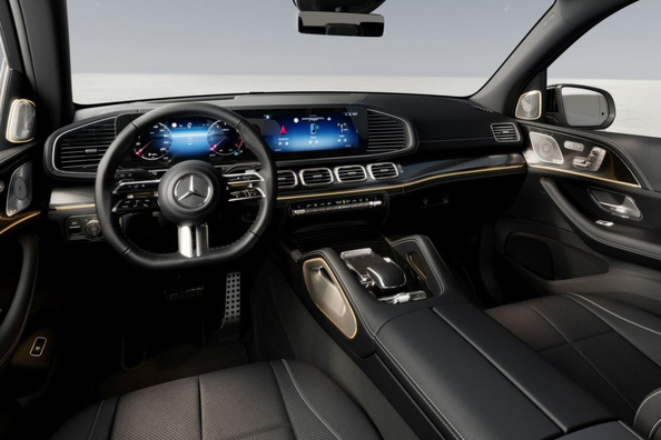 Mercedes-Benz GLS AMG 63 V8: Überblick über das Flaggschiff-SUV Foto 5