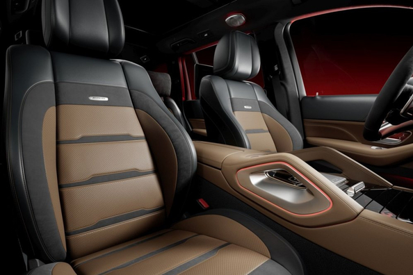Mercedes-Benz GLS AMG 63 V8: Überblick über das Flaggschiff-SUV Foto 6