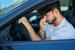 Warum riecht es im Auto nach Benzin? Hauptursachen und Lösungen Foto 1