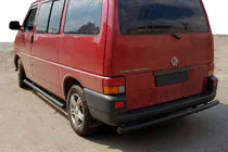 Volkswagen T4 Caravelle/Multivan 1990–2003 Heckbügel AK002 Schwarz (Edelstahl) Foto 2