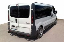 Renault Trafic 2001–2015 Hintere Eckschutzrohre AK003 Schwarz (Edelstahl) Foto 1