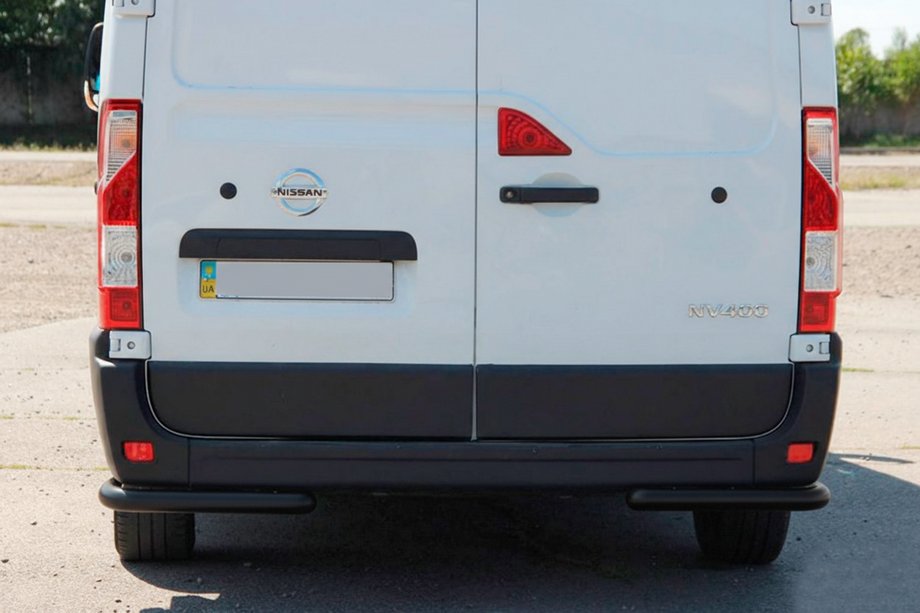 Renault Master 2011-2023 Hintere Eckschutzrohre AK003 Schwarz (2 Stk., Edelstahl) Image